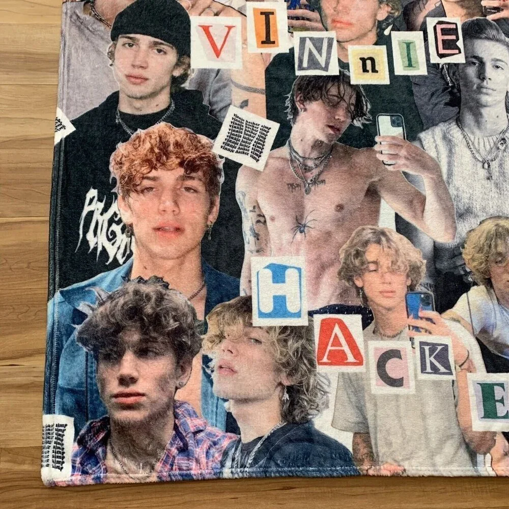 Vinnie Hacker Fleece Throw Blanket 38” x 50” All Over Print Rare